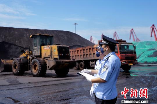 2.53万吨！石家庄海关一次退运巨量“洋垃圾”