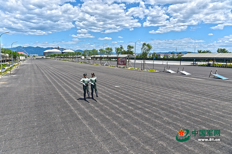 1569423931516689.jpg 12.jpg