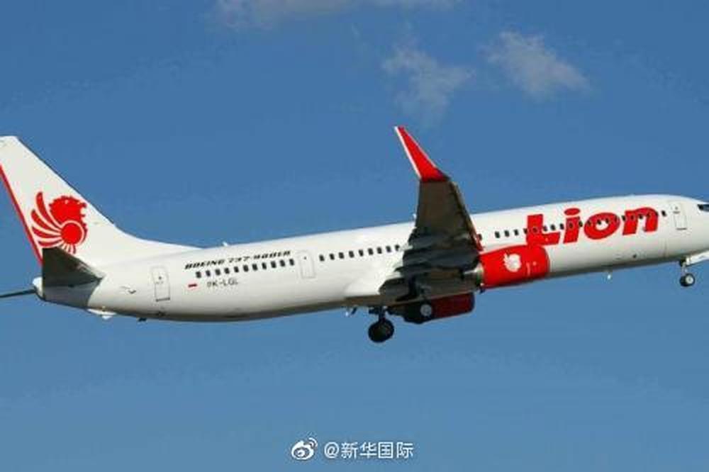 又两架!印尼狮航波音737ng客机现裂纹