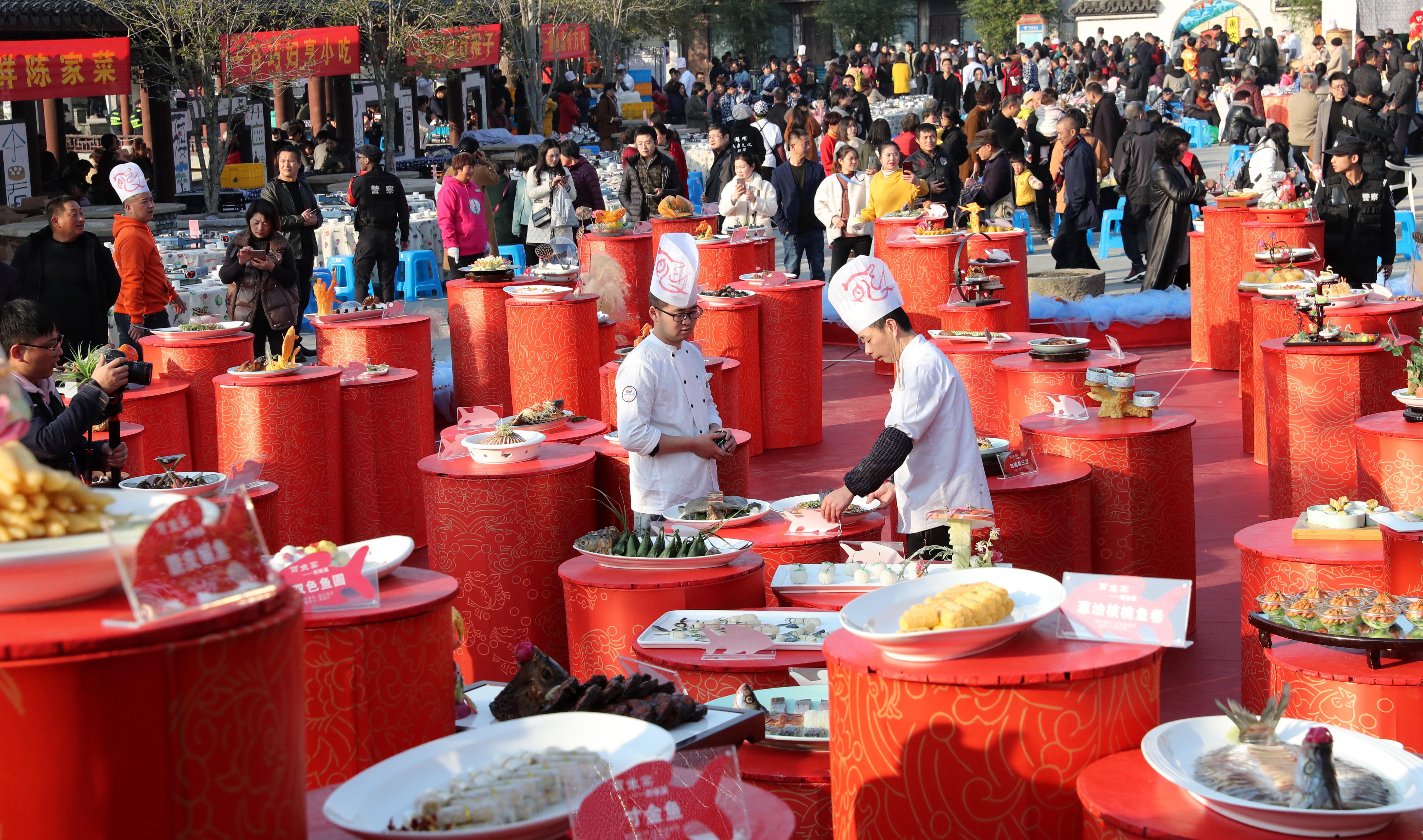 2019年12月8日,浙江省湖州市南浔区第十一届鱼