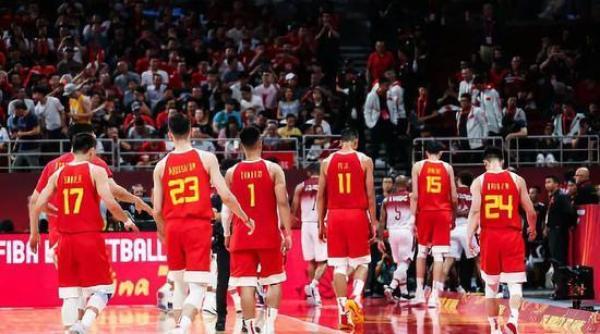 中国男篮兵败世界杯。 中国男篮兵败世界杯。