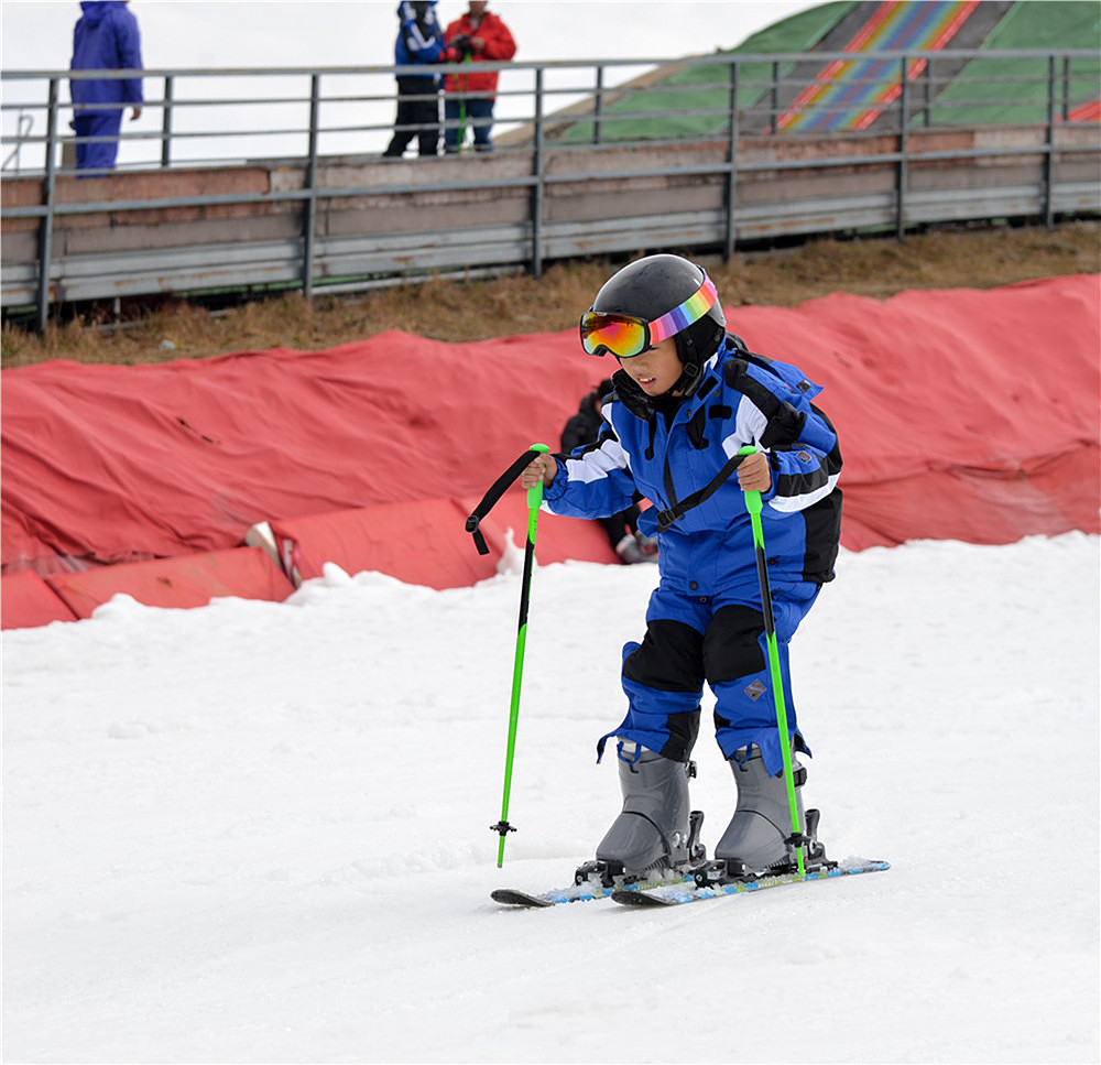柳林滑雪场图片