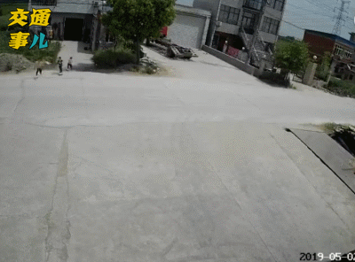 1589010700736383.gif 640-6.gif