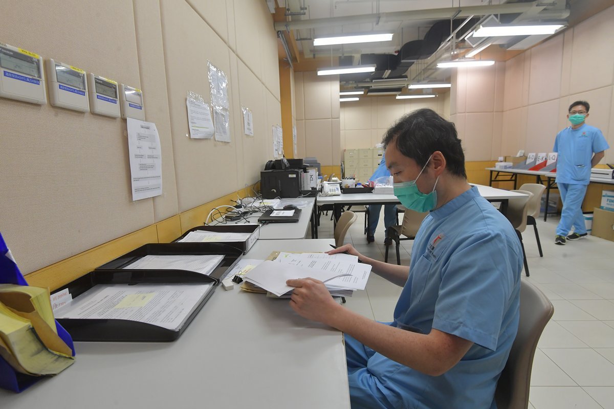 【】6艘抵港货轮被发现船员确诊新冠肺炎 140人被隔离