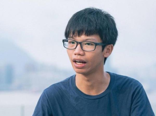 国家安全法|香港警方通报：以《国家安全法》拘捕3男1女