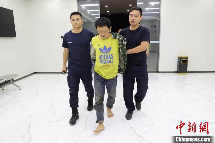 警方悬赏100万通缉的海南文昌“黑老大”被抓捕归案