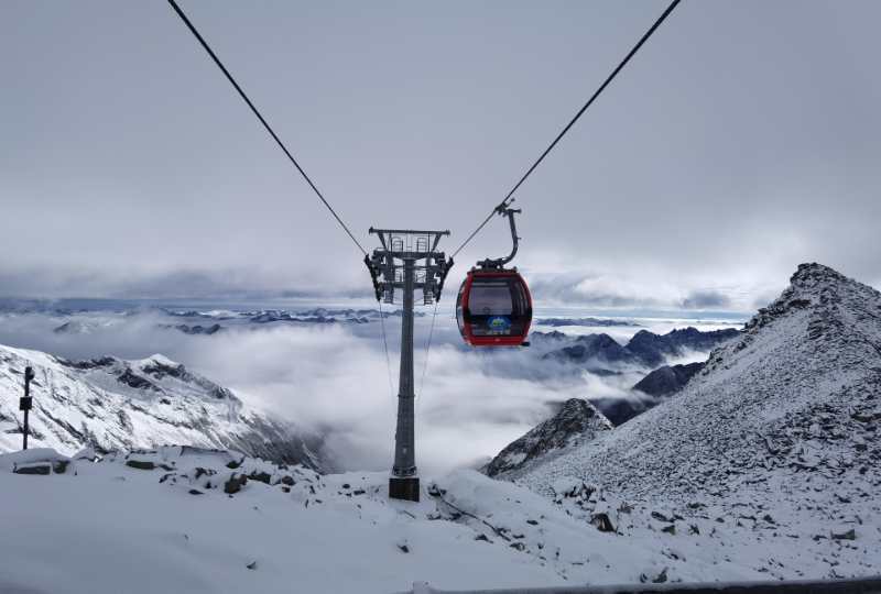 第一场|第一场雪来了！九寨沟、黄龙、四姑娘山开启雪景模式