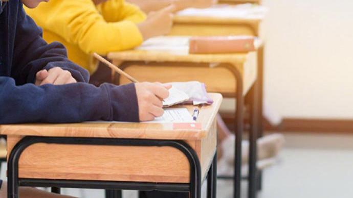 1605662000996026.jpg 学生 课桌.jpg