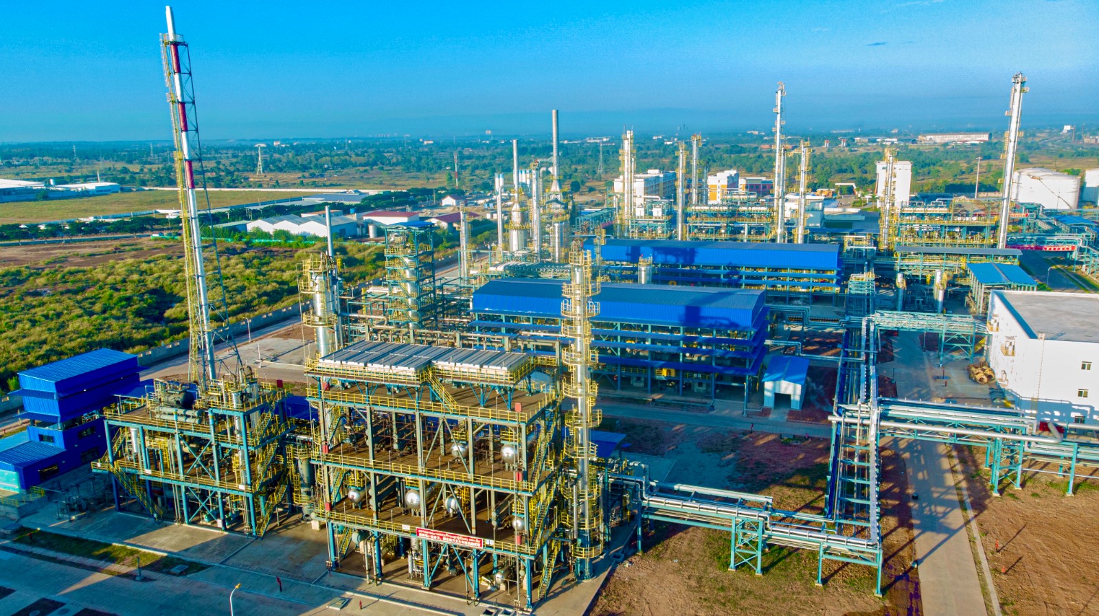 老挝石油化工股份有限公司年产300万吨炼化项目一期3.jpg