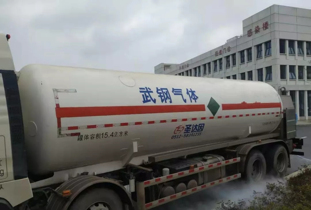 氧气|美国医院氧气告急，有人问：当时武汉的氧气哪来的？