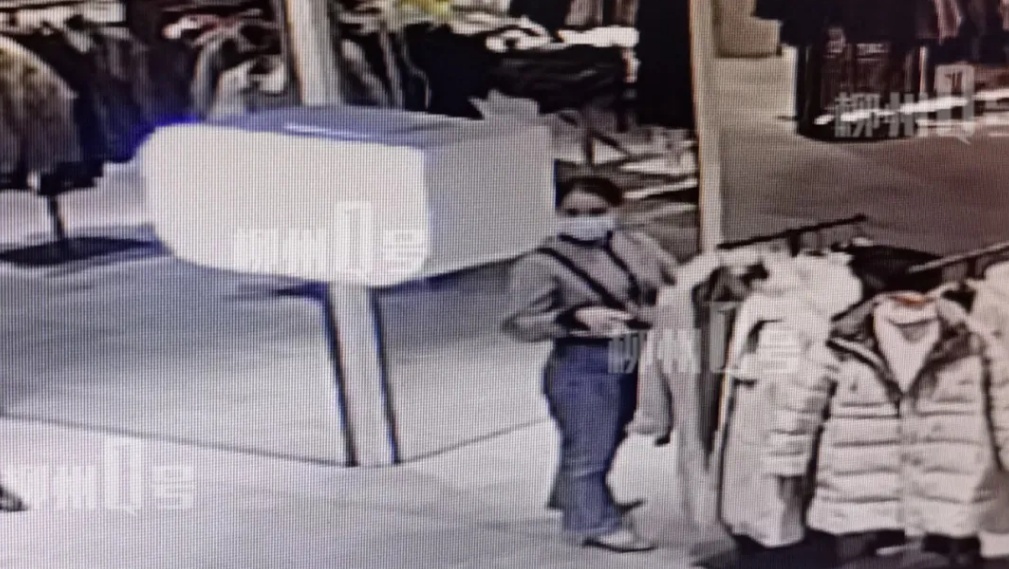 嫌疑人作案现过程被拍下