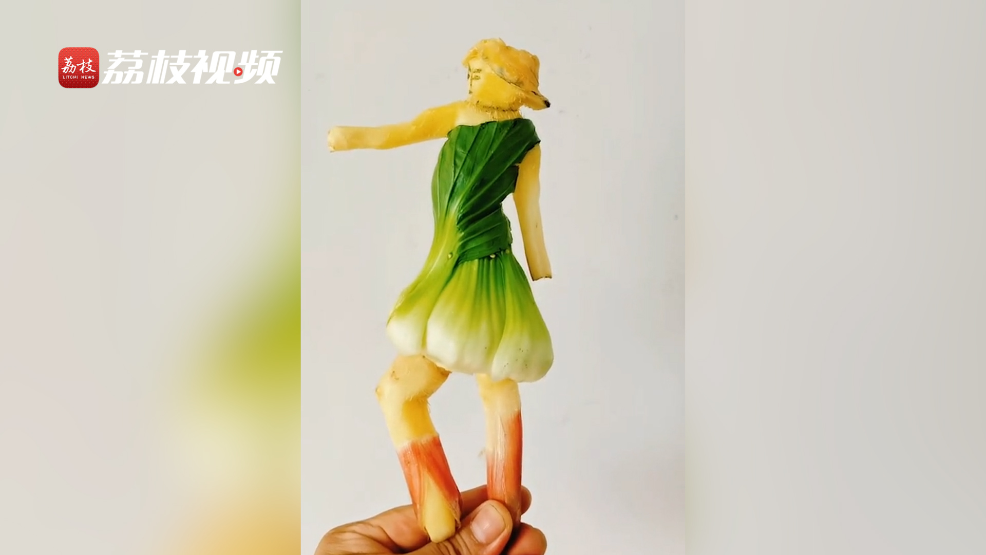 高手在民间大叔用蔬菜生姜雕刻人物造型栩栩如生