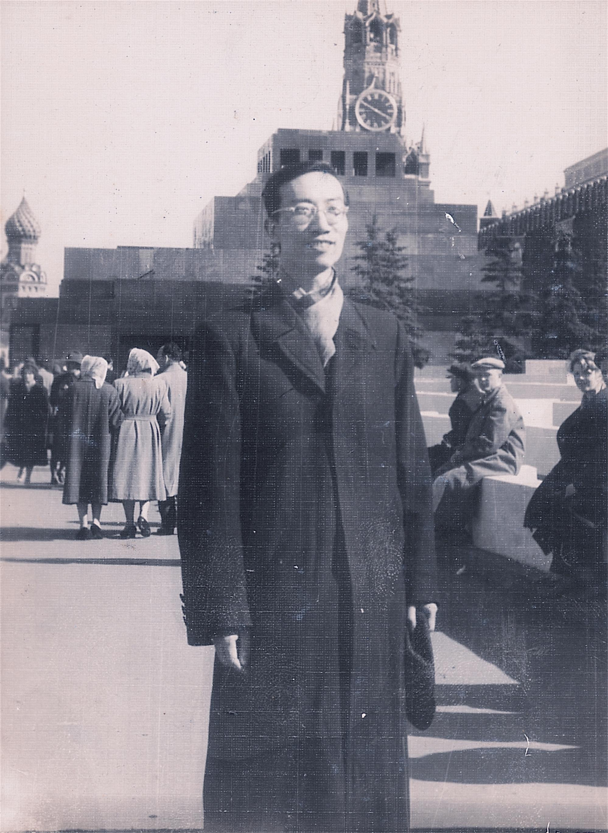 1958年，谢毓元在前苏联莫斯科红场.JPG
