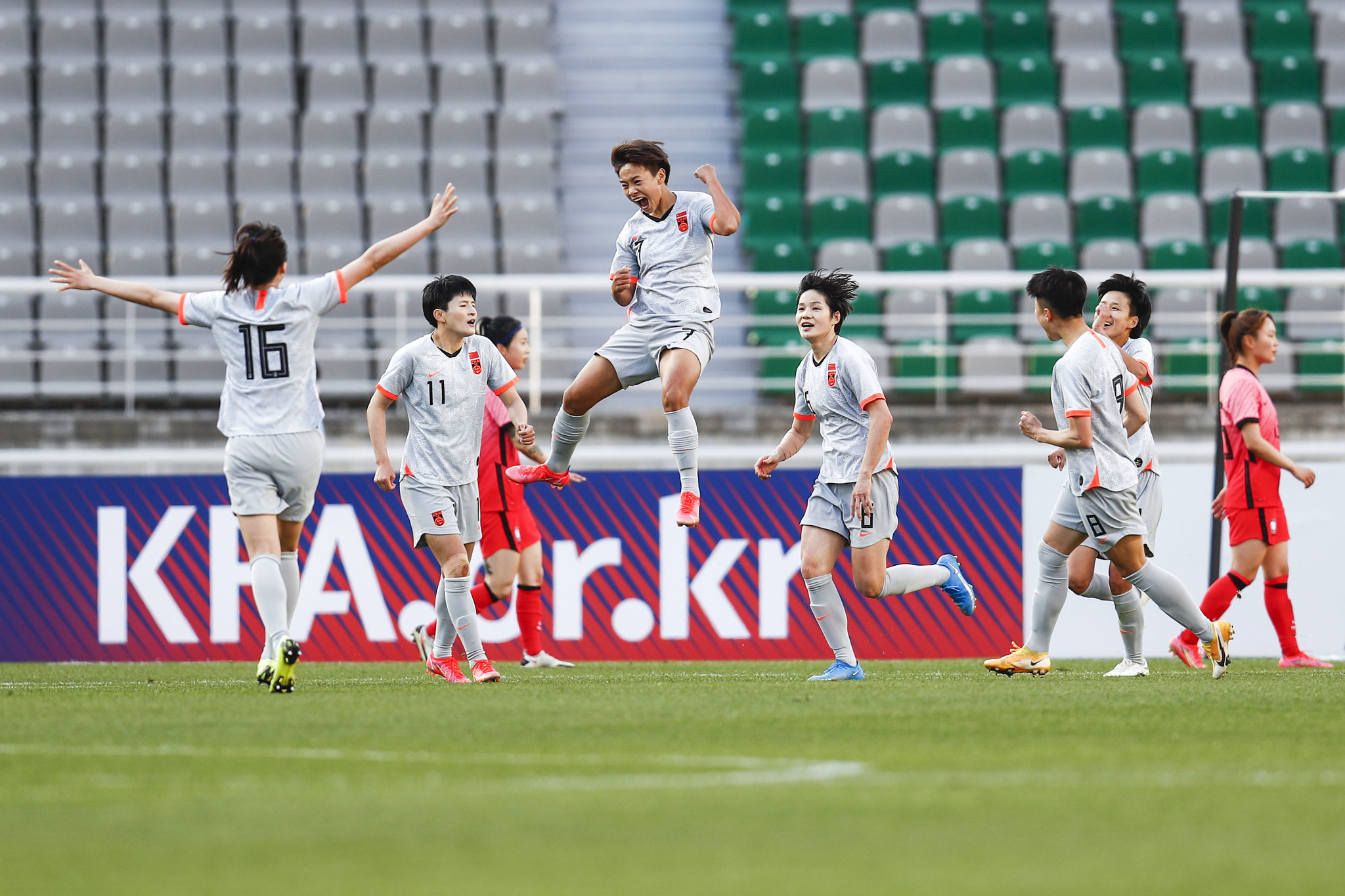 赢了 中国女足奥预赛附加赛客场2 1战胜韩国女足