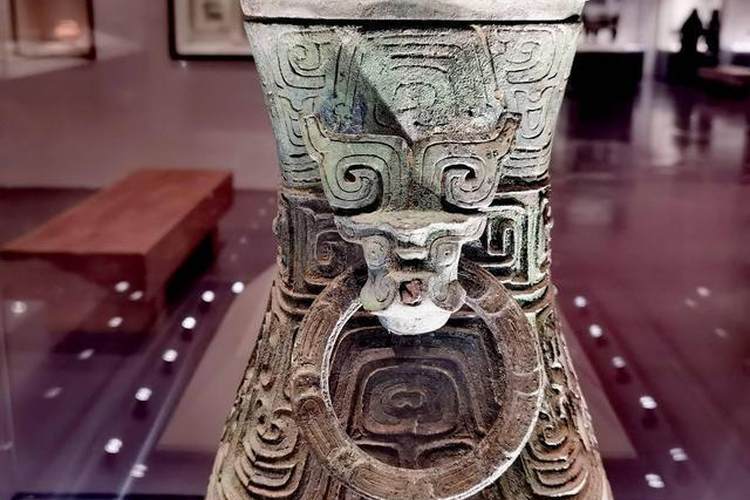 時代物　中国美術　黄銅製　真鍮製　小壺　蓋物　在銘　如意祥　 唐物　中国古玩 時代物 中国美術 黄銅製 真鍮製 小壺 蓋物 在銘 如意祥 唐物