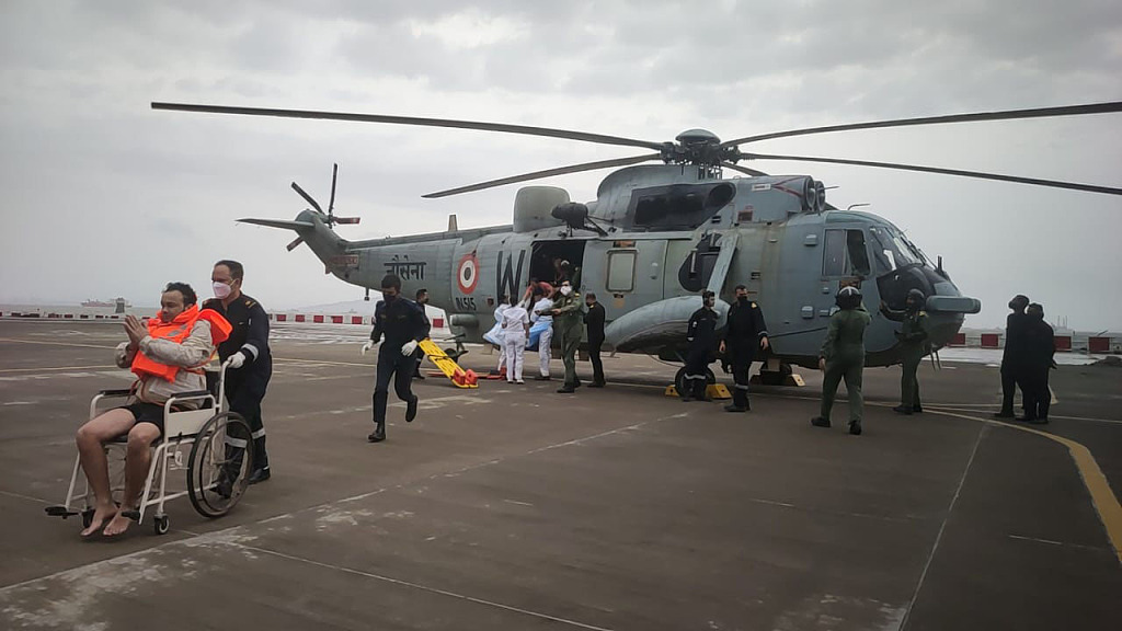 印度沉船事故已致14死：75人仍失踪，救援现场曝光