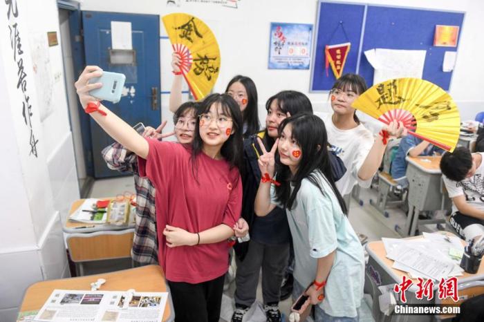 2021年高考1078万考生今日赴考 防疫不放松