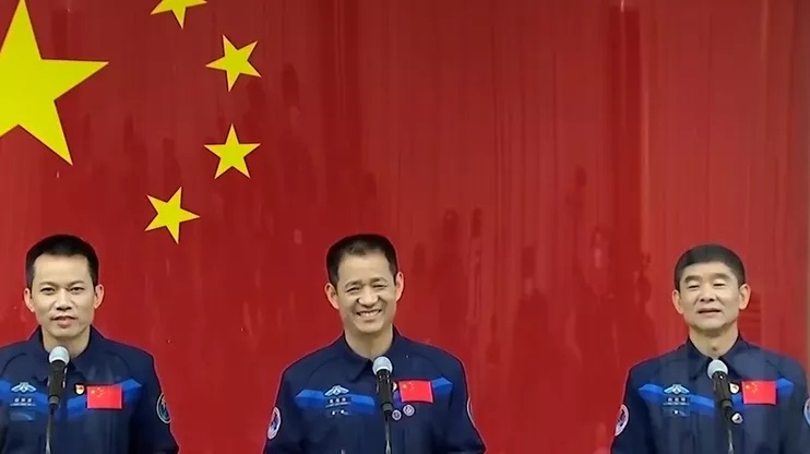 聂海胜刘伯明汤洪波告诉你：成为中国航天员有多难