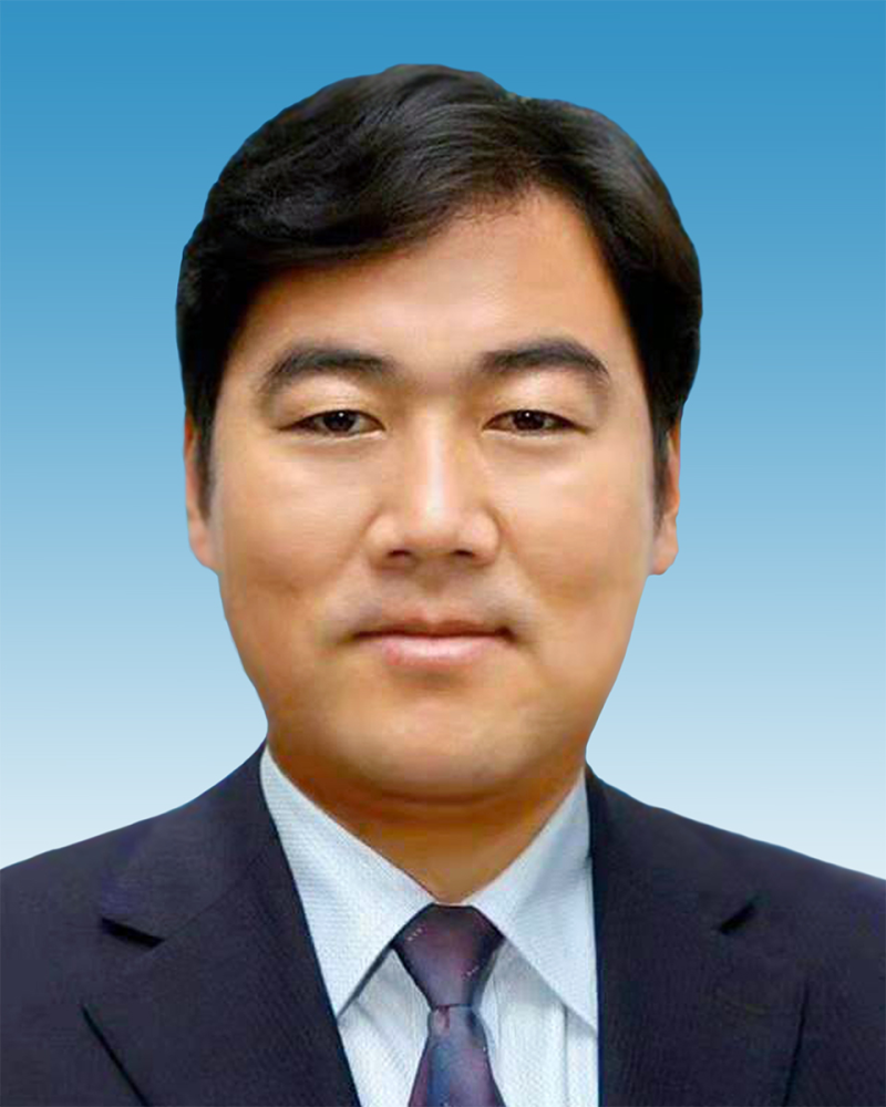 现任新疆维吾尔自治区党委常委,区政府副主席,乌鲁木齐市委书记,和田