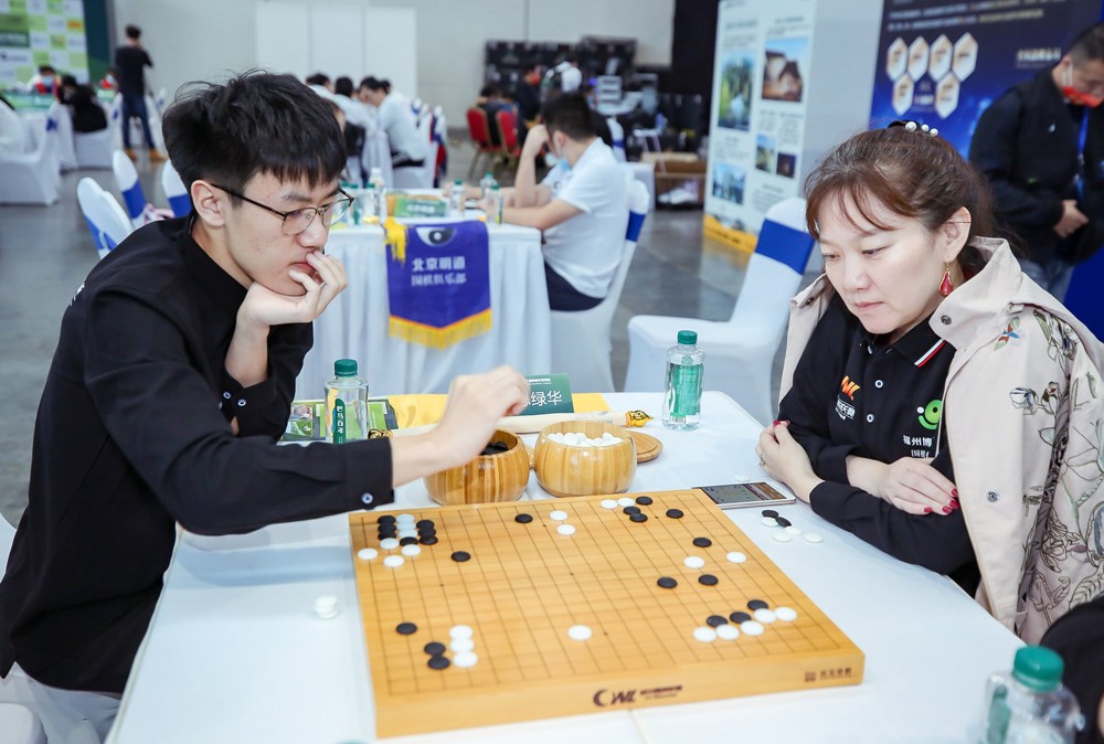 对弈现场。.jpg