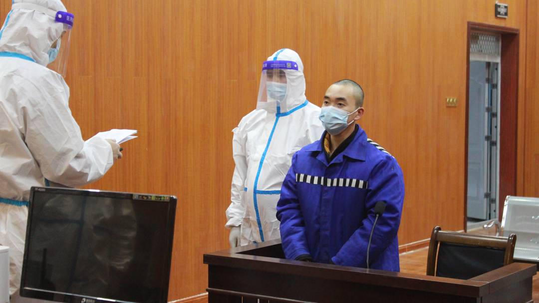 旅游博主亵渎烈士墓一审宣判：获刑七个月