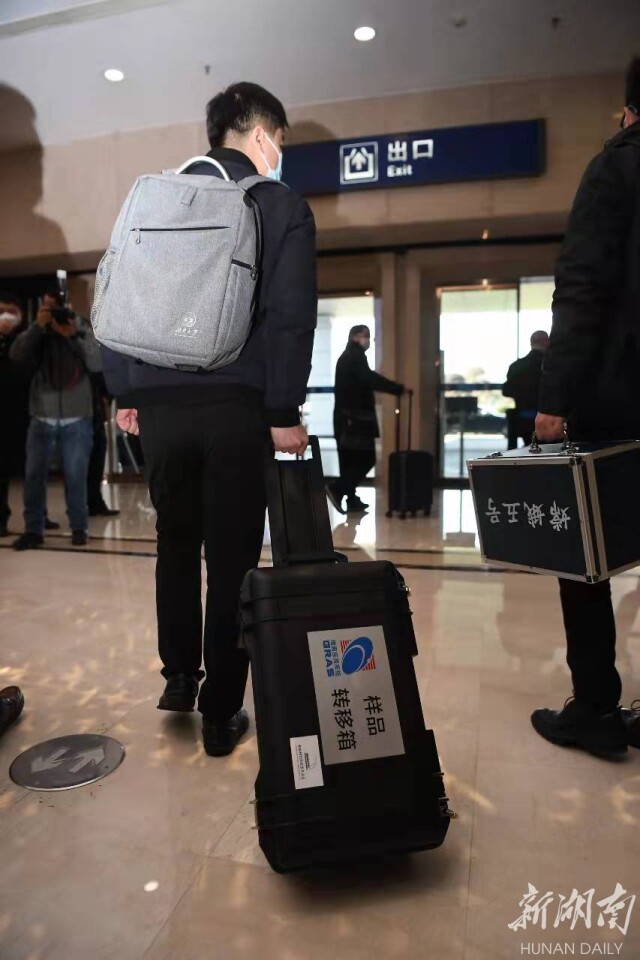 1640239691233001.jpg a9e65e1b56dcf058b0b7c8e85c3b575dc83176491640236591.jpg