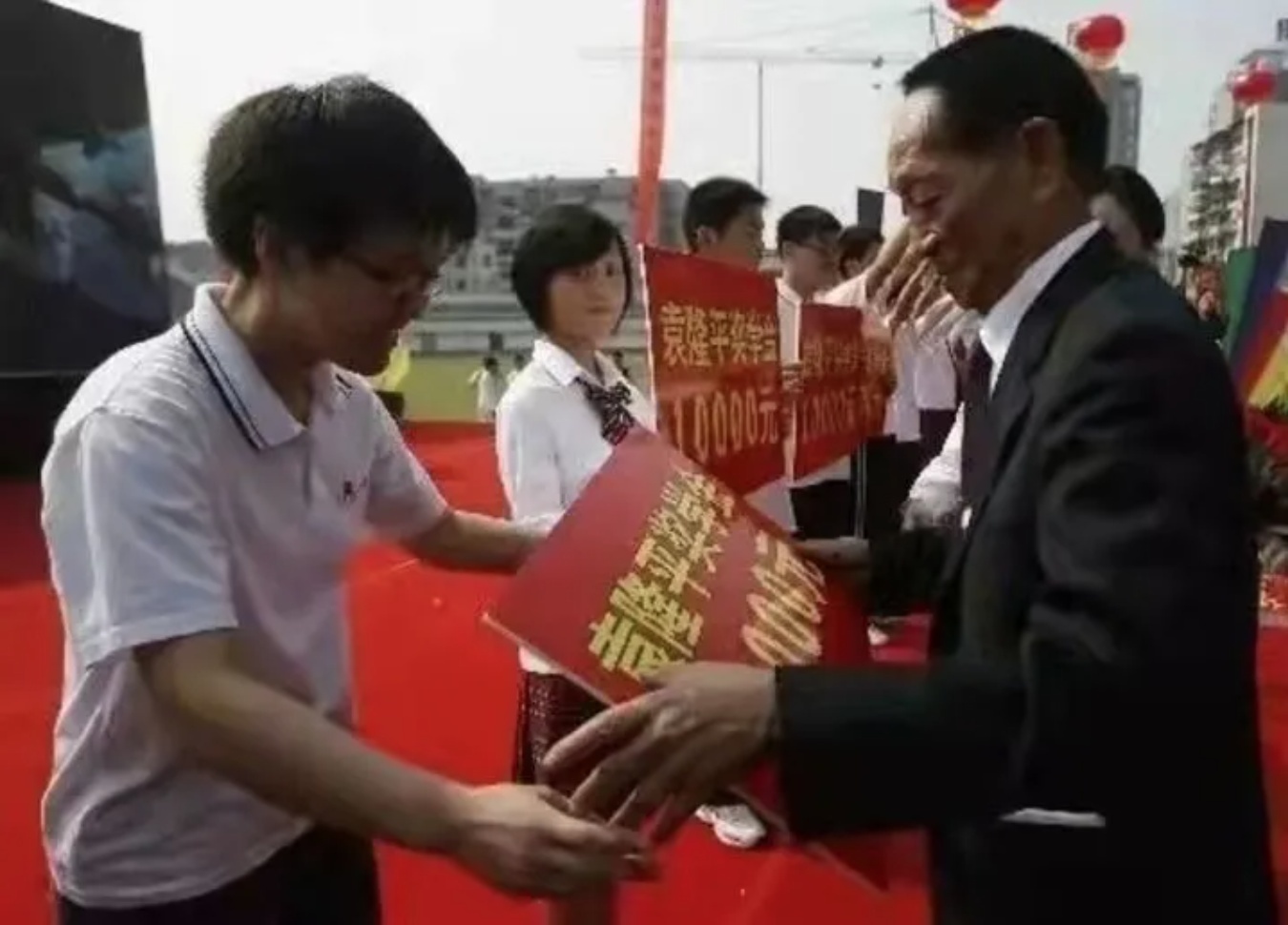 截屏2022-01-14 下午8.09.12.png