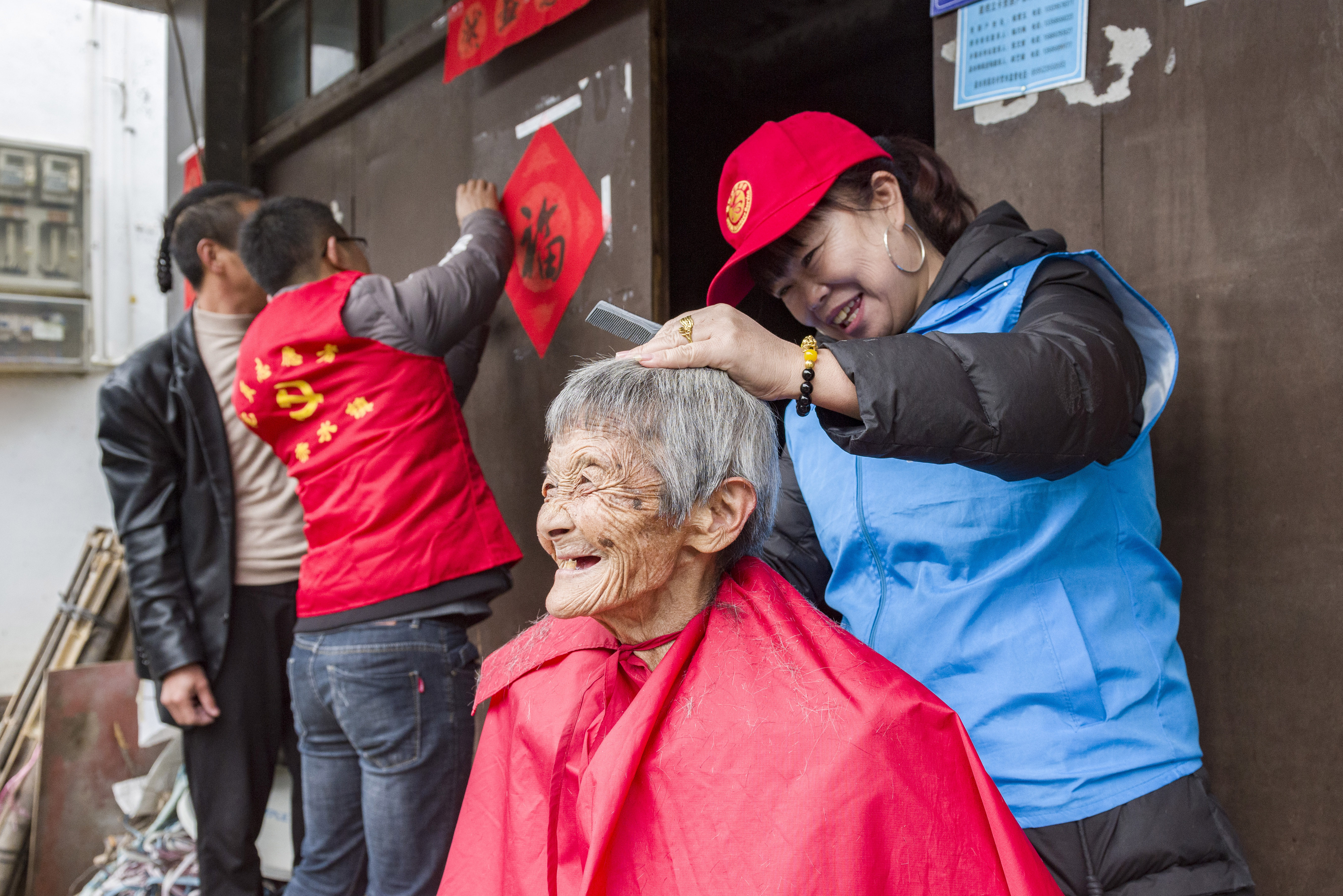 德化：就地过年 关爱在家 - 憨鼠网
