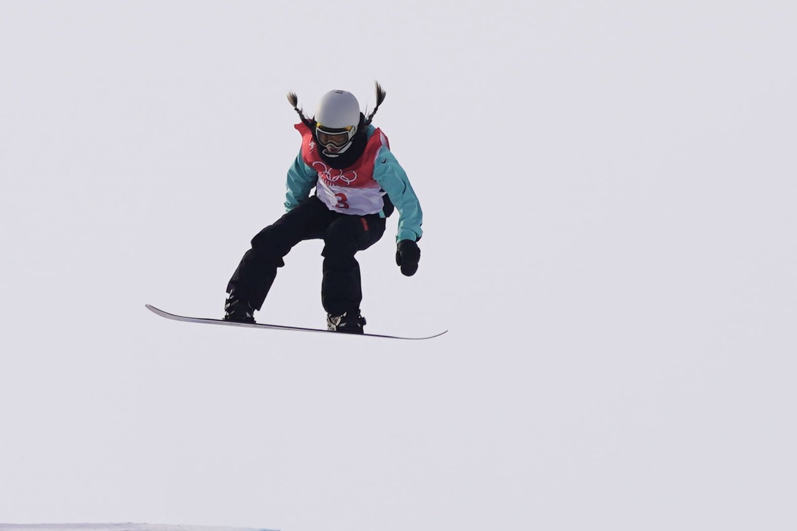 蔡雪桐刘佳宇邱冷晋级单板滑雪女子u型场地技巧决赛