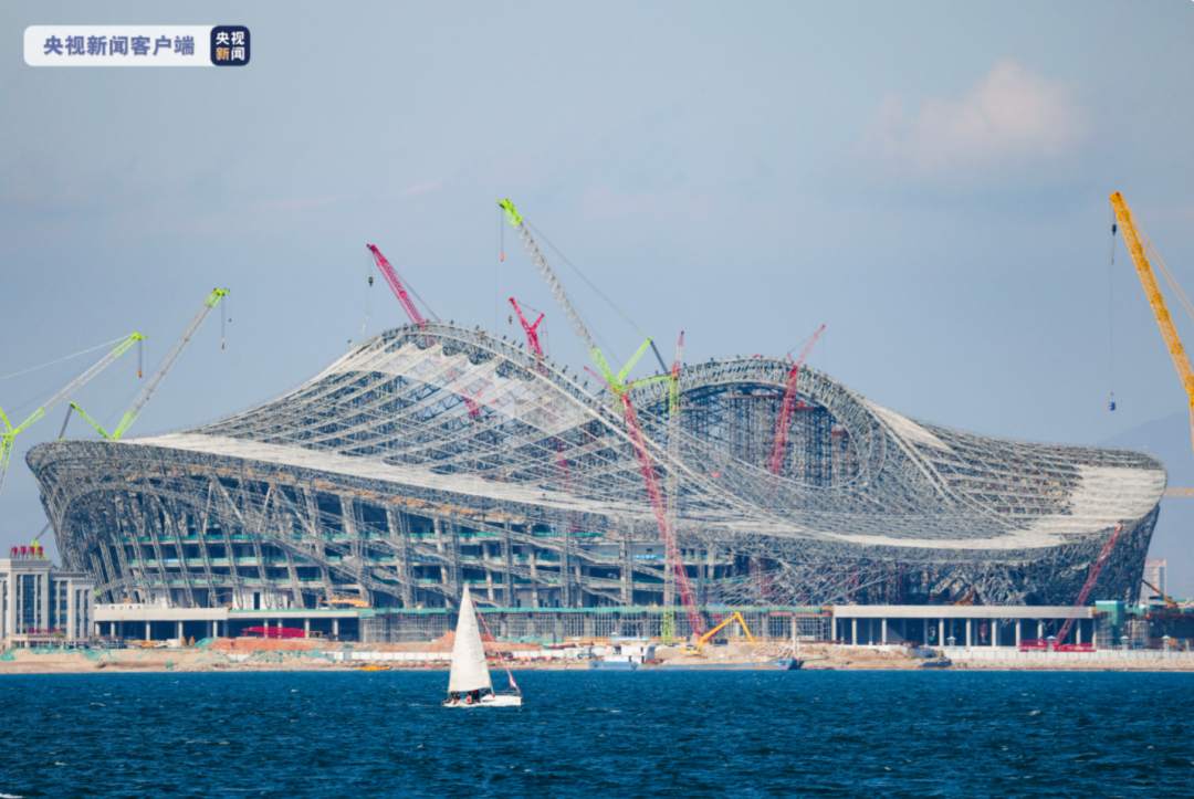 |2023年亚洲杯足球场馆主体落成，预计年底竣工