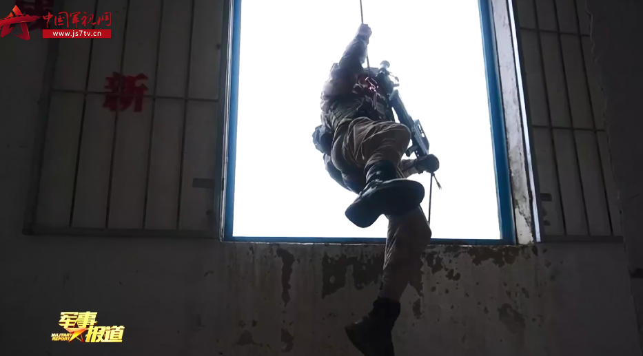 1647829924503842.png 女特战12.png