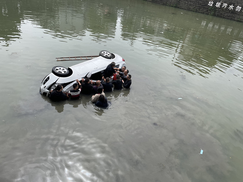 1649826919408327.jpg 图四,施教现场(图据网络(_副本.jpg