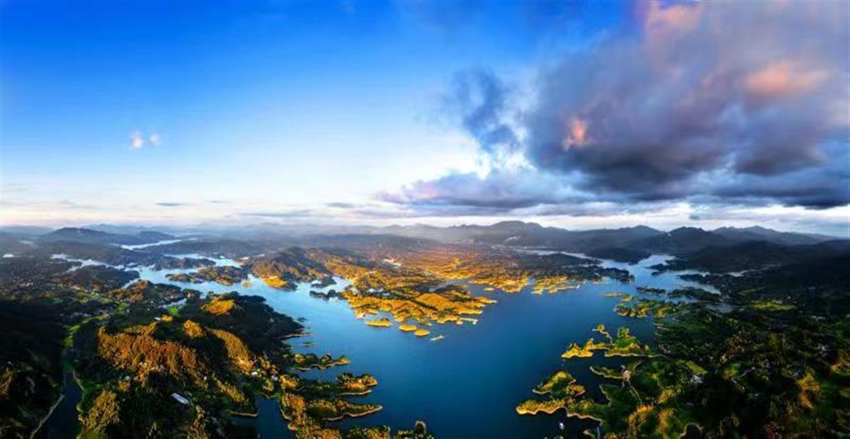 美丽的白莲河风光据白莲河示范区党工委书记陆续中介绍,白莲河水库