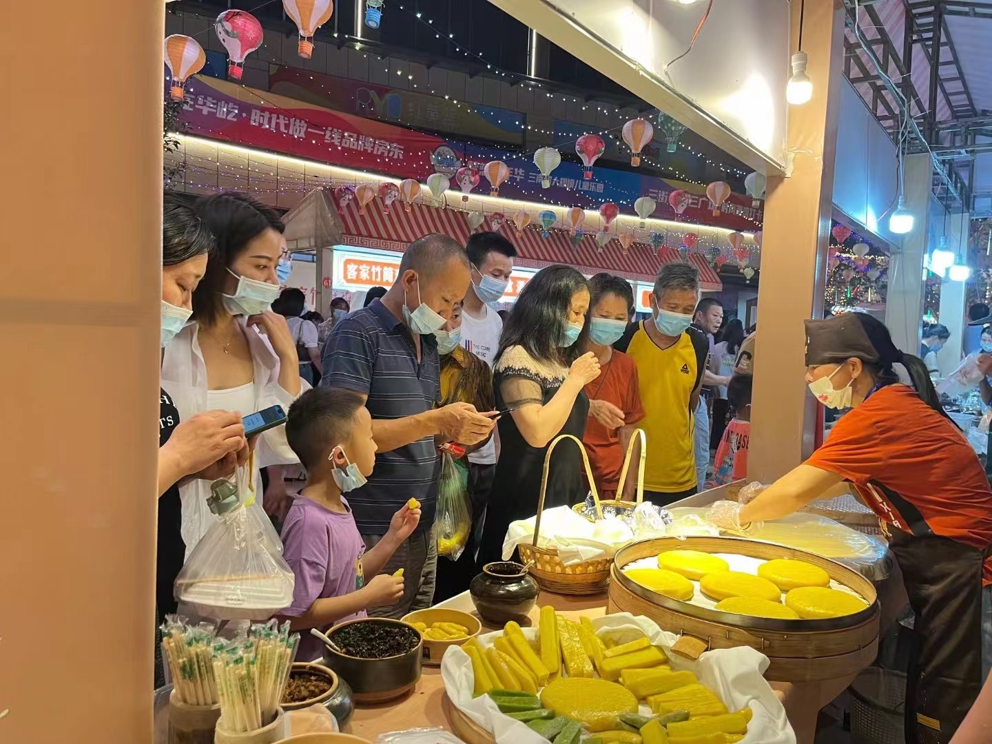 美食节现场（廖姣龙 摄影）.jpg