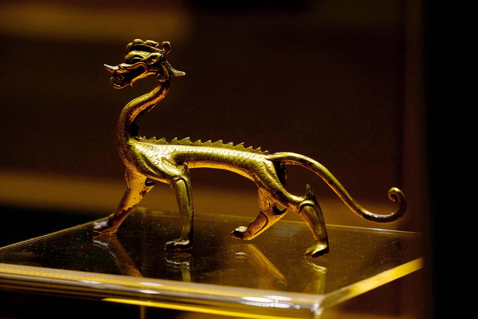 文物赏析唐鎏金走龙