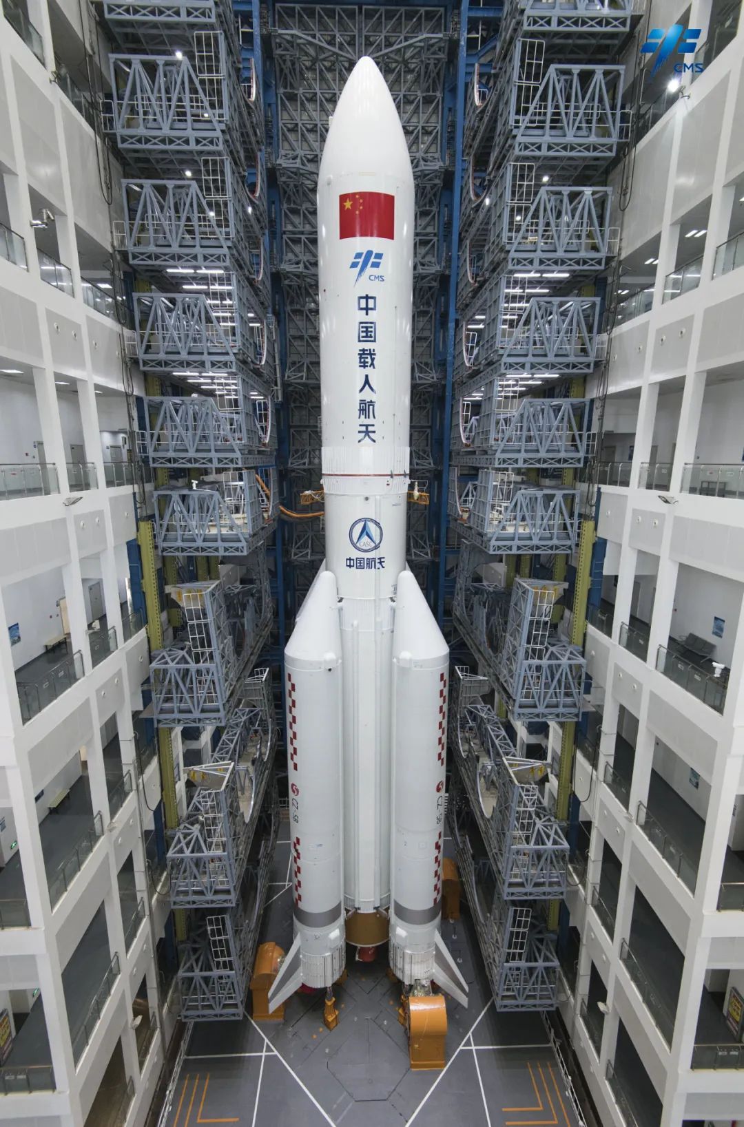 气势恢宏沉浸式体验问天实验舱与火箭组合体转运现场