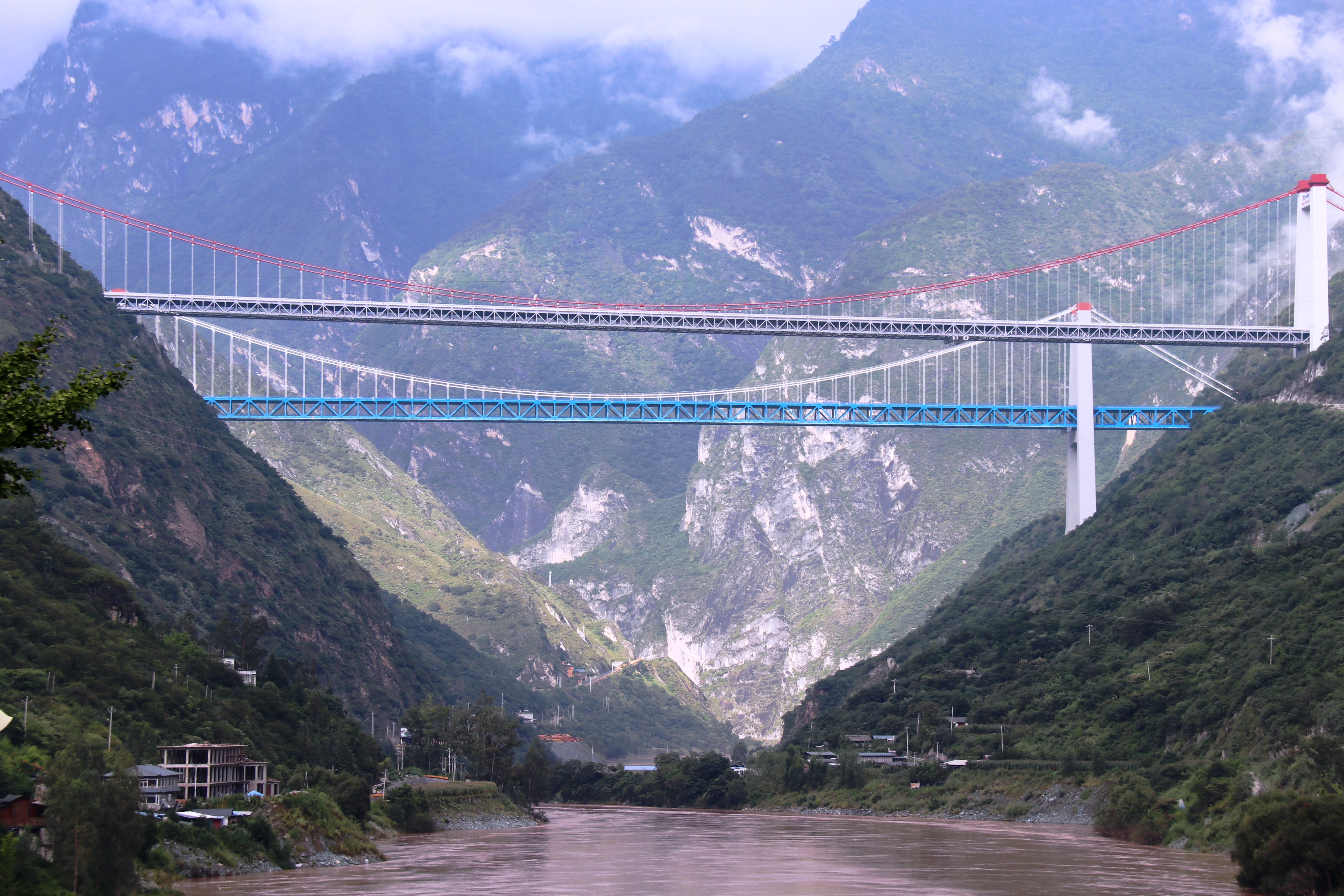 迪庆“三路同框”李竞若摄 (4).jpg