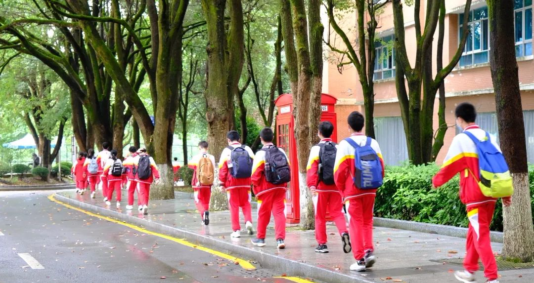 学校2.png
