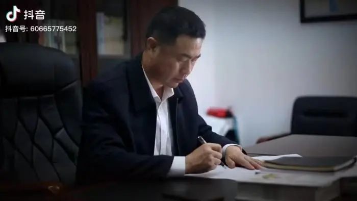 1667442245883821.jpg?x-oss-process=style/w10 de40a727e1d6176230788958e9c969d7.jpg?x-oss-process=style/w10