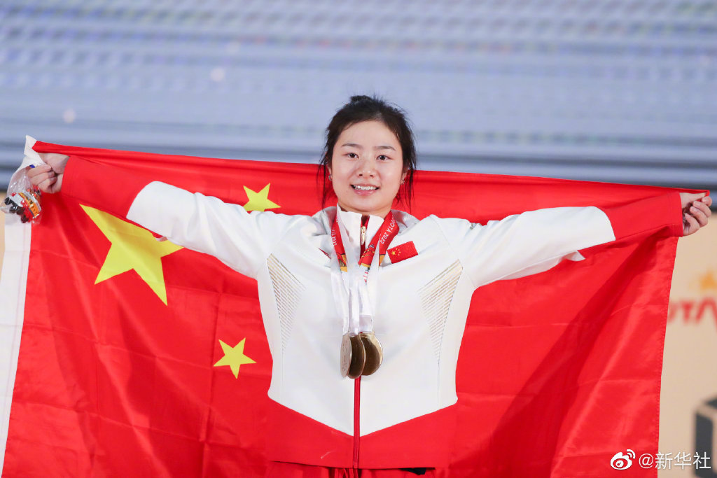 1670765626520482.jpg 001R0E0aly1h904sdilx4j61900u0tep02 (1).jpg