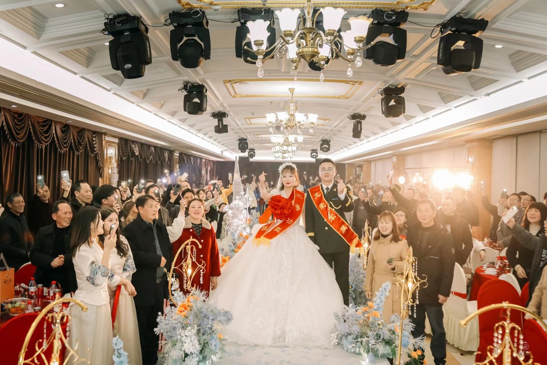 1676339456569708.png 640-74.png