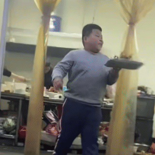 0033ImPzly4hdlg8emmxyg608w08wx6q02.gif