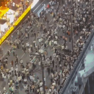 0033ImPzly4hdlg9ghet5g608w08whdv02.gif