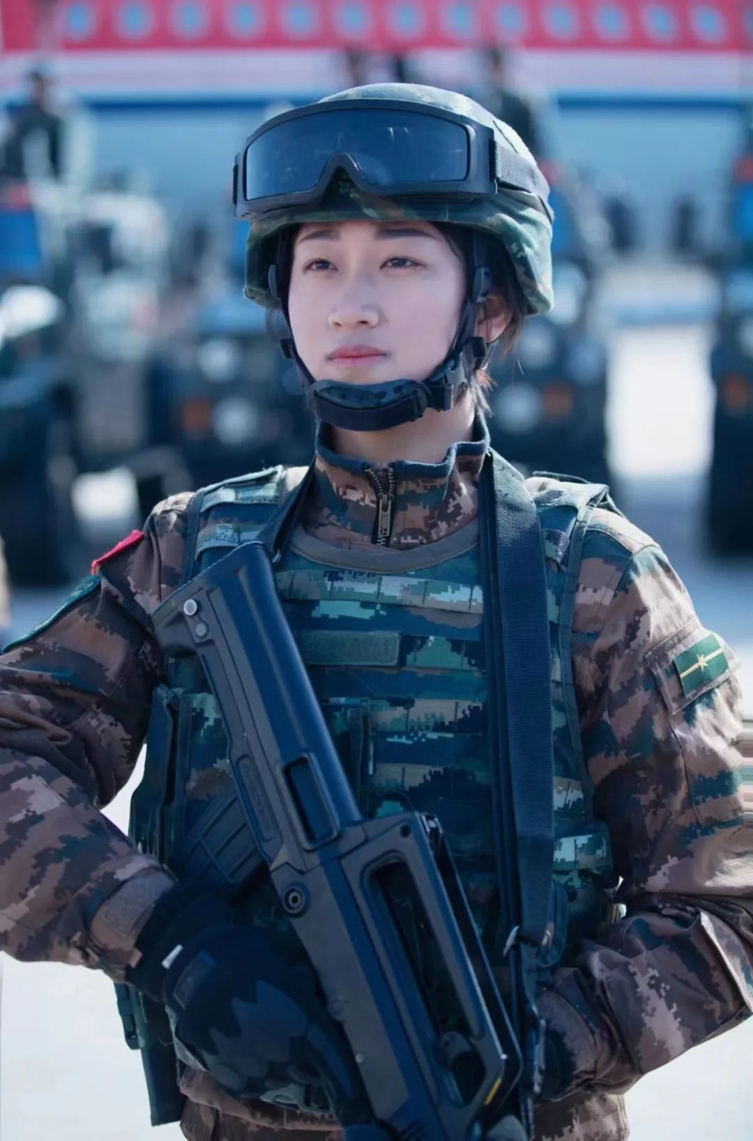 02 崔婕"90后" 的他,已拥有很多"头衔":飞行员,飞行指挥员,营党委书记