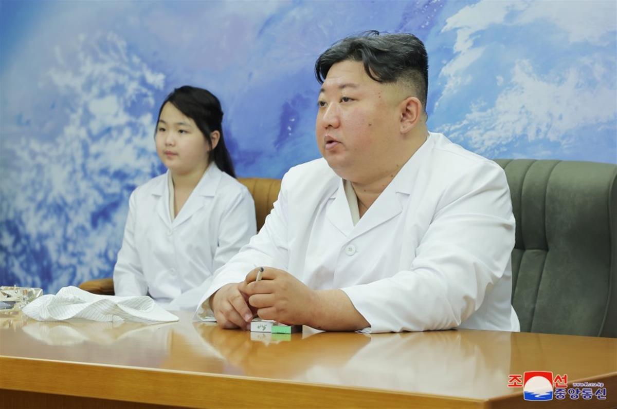 金正恩及女儿.png