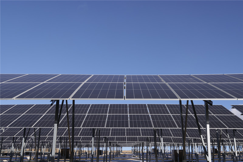 1687600409810143.jpg 5.雅砻江柯拉一期光伏电站组件近景-李乐乐摄.jpg