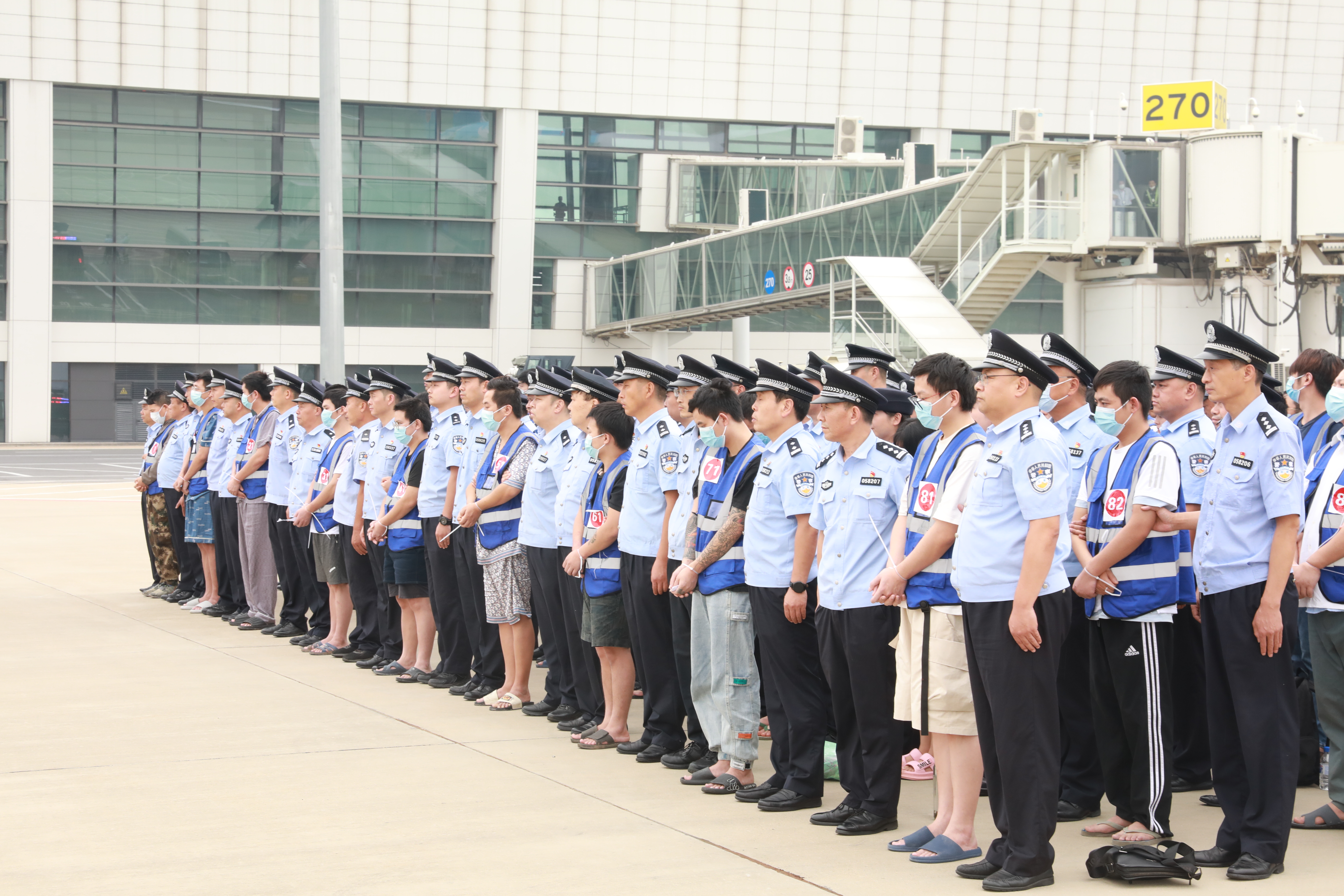 1694423055960662.jpg dab504d4467c8087ae8ae1edc5df5a9.jpg