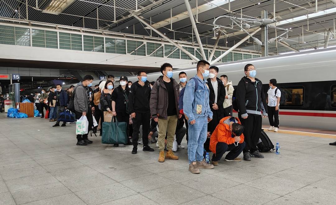 1400余万部老年机被植木马 犯罪团伙非法牟利上亿元