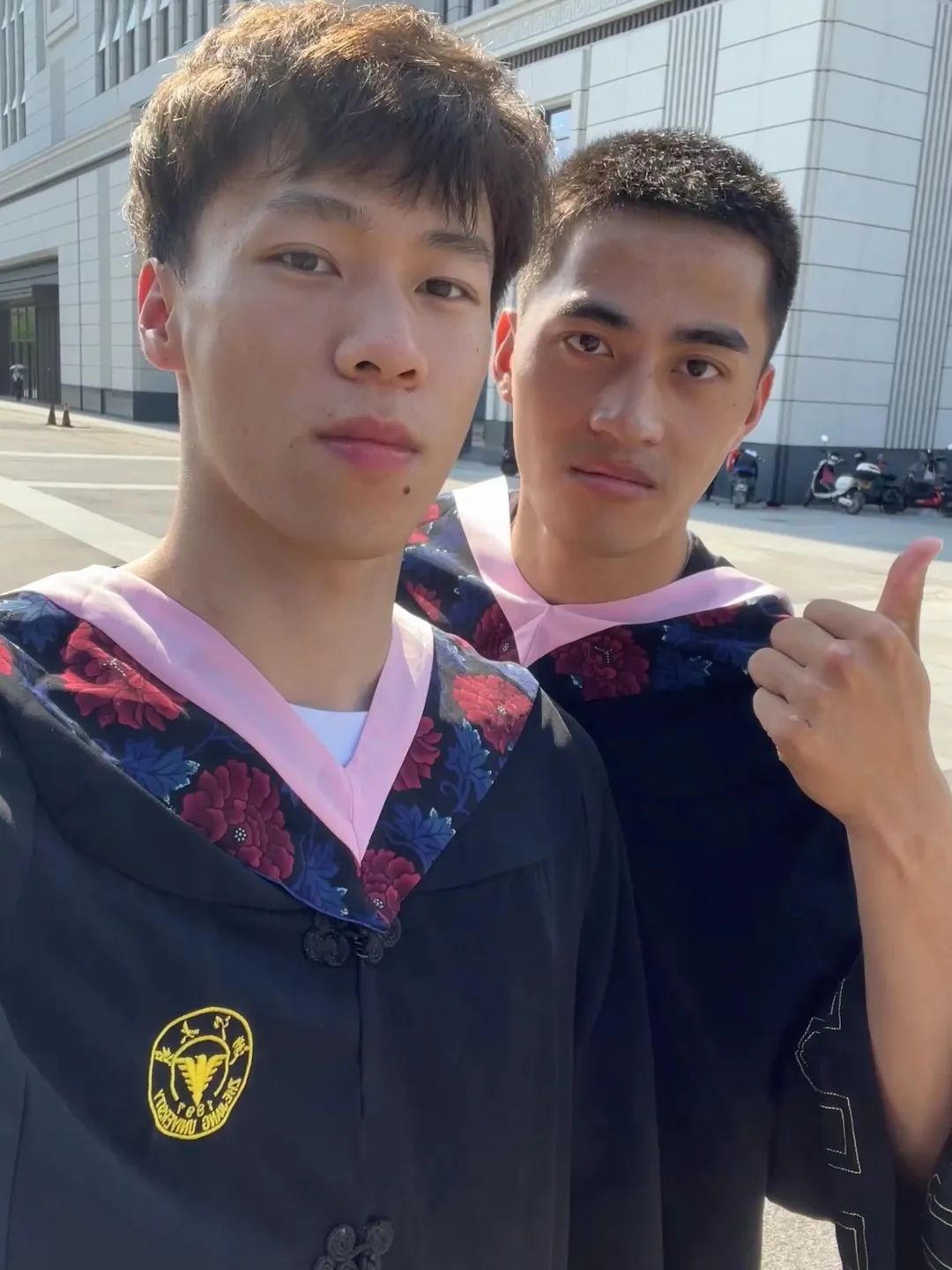 好样的!浙大这对“兄弟”接力参军