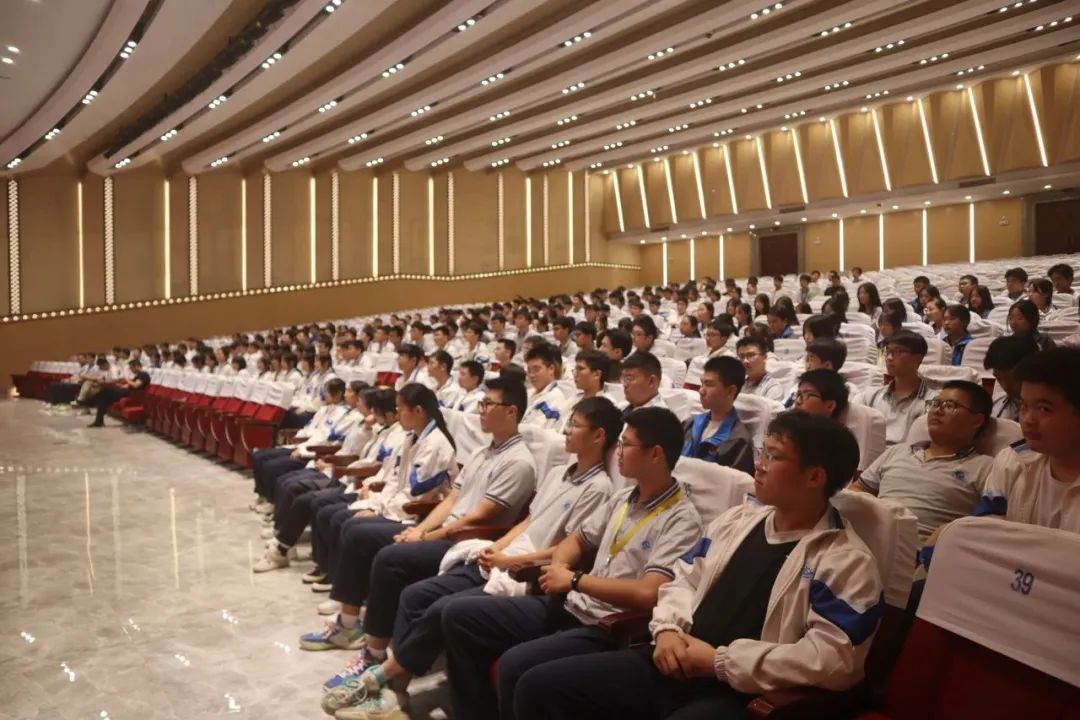 1697286689562961.jpg 640.jpg